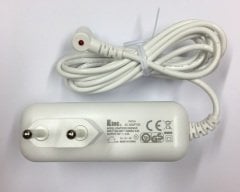12V 2.5A AC/DC ADAPTÖR , PRİZ MODELİ Ucu:2.5mm L-Tipi LED'li (BEYAZ)