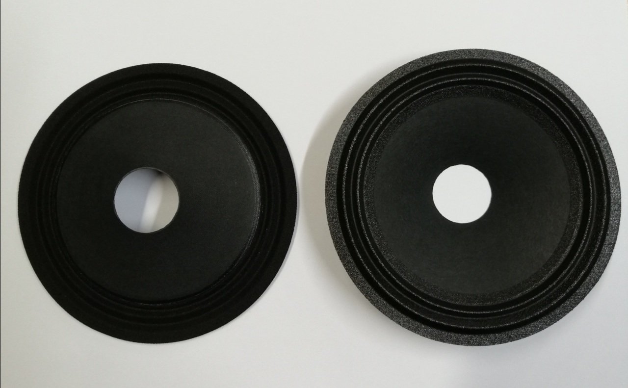 13CM HOPARLÖR KAĞIDI ( SİYAH ) DELİK ÇAPI: 2.5CM