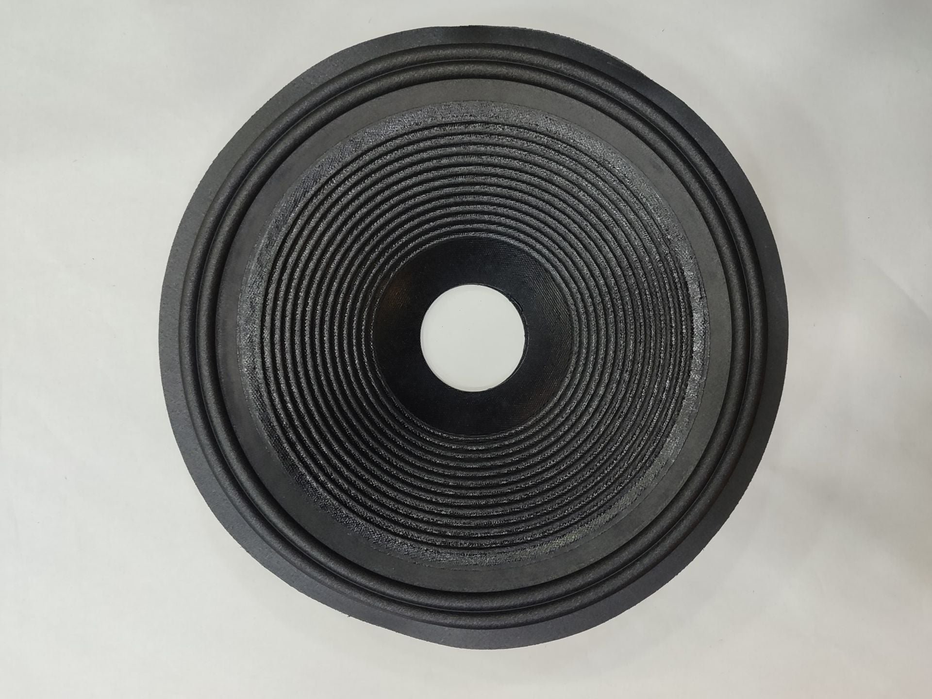 30CM HOPARLÖR KAĞIDI DELİK ÇAPI 6CM DERİNLİK 6CM