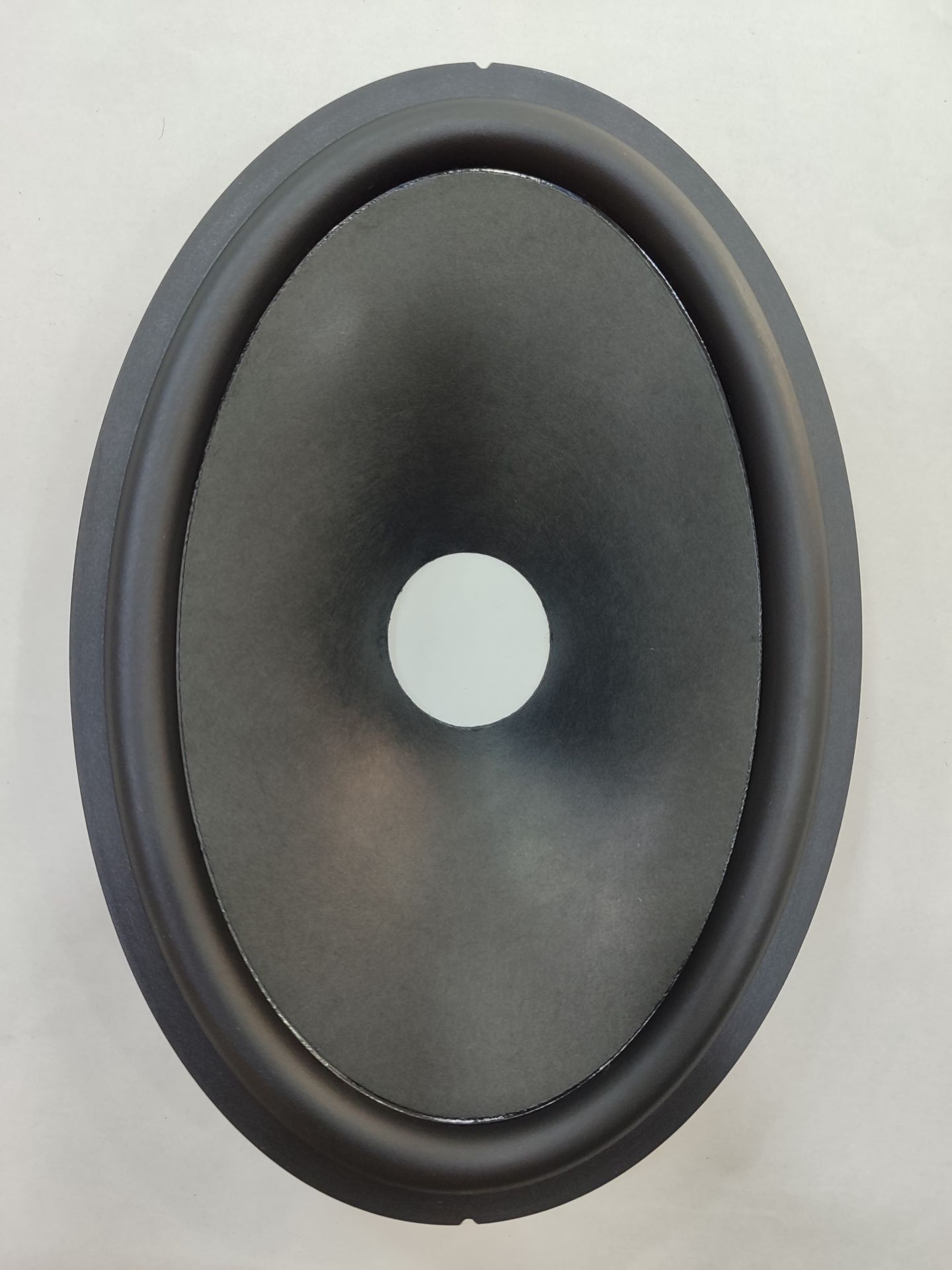 6985 OVAL HOPARLÖR KAĞIDI KENARI LASTİK DELİK ÇAPI 40MM DERİNLİK 36MM