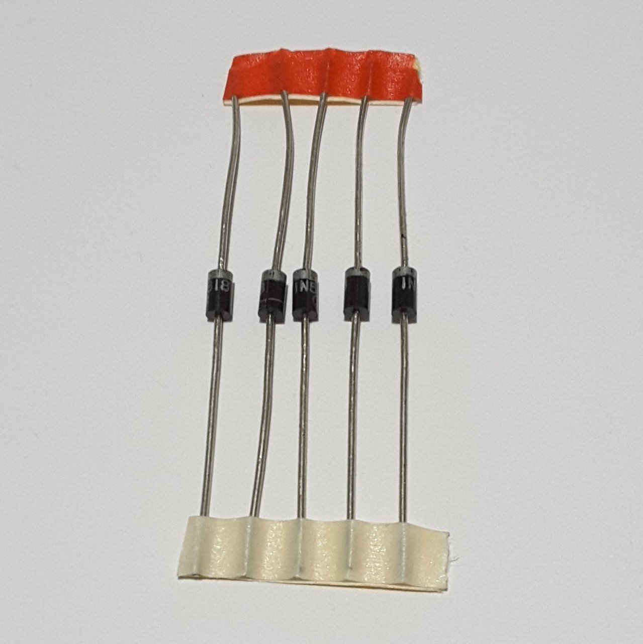 1N5818 - SCHOTTKY DİYOT ( 25 ADETLİK PAKET )