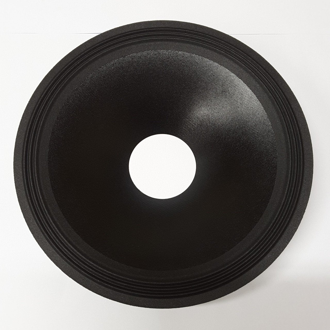 30CM HOPARLÖR KAĞIDI ( KALİTELİ ) DELİK ÇAPI: 7.5CM , DERİNLİK: 7CM