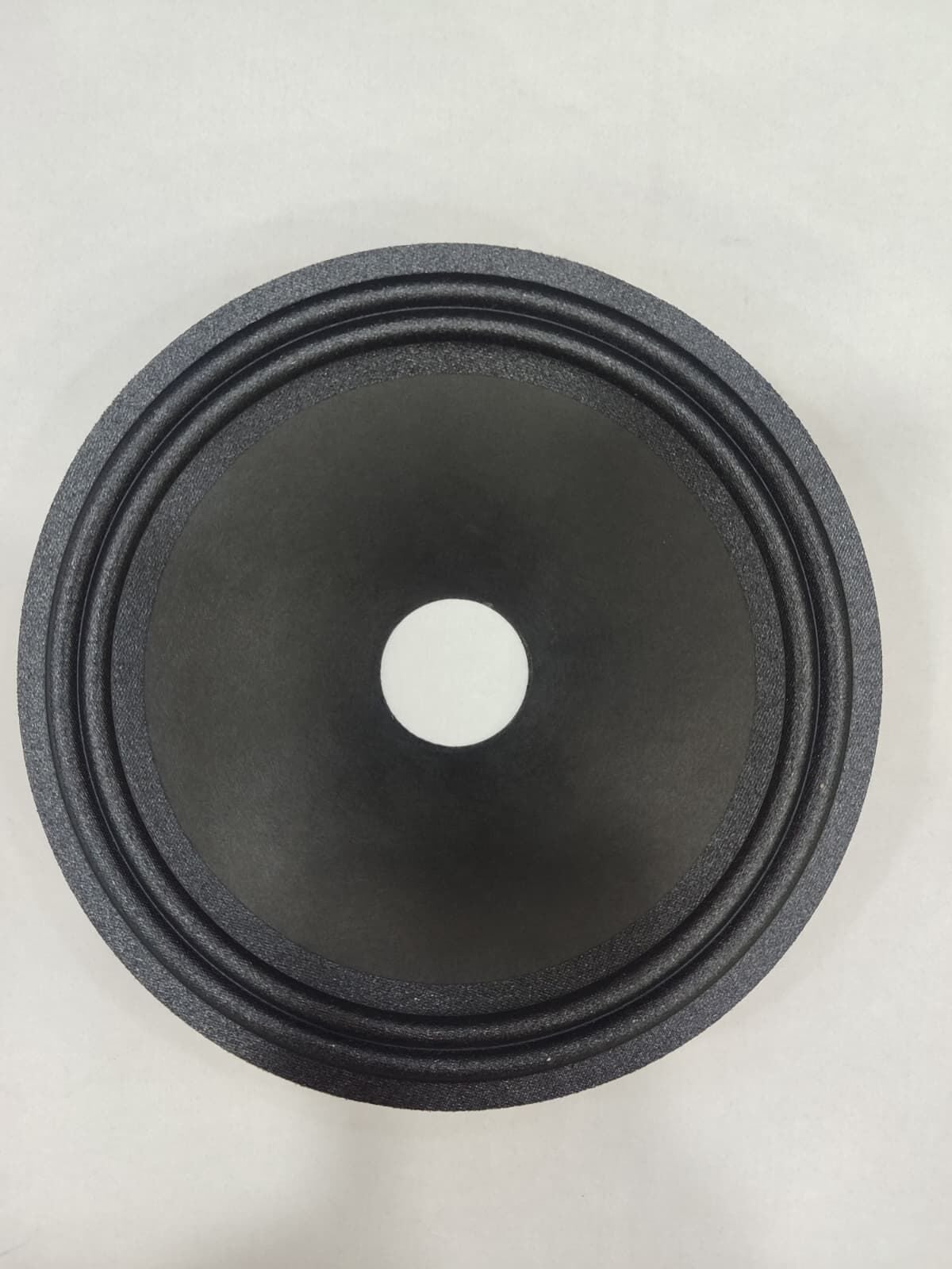 20CM HOPARLÖR KAĞIDI ( SİYAH ) DELİK ÇAPI: 4CM , DERİNLİK: 4CM