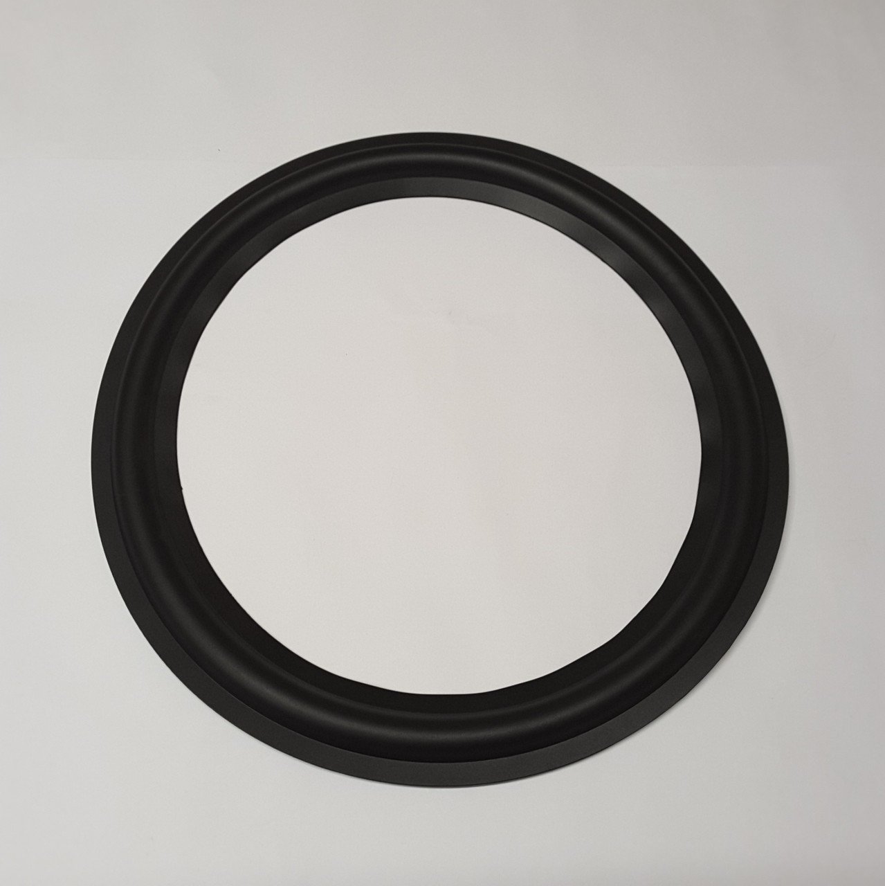 38CM HOPARLÖR LASTİĞİ - KAUÇUK