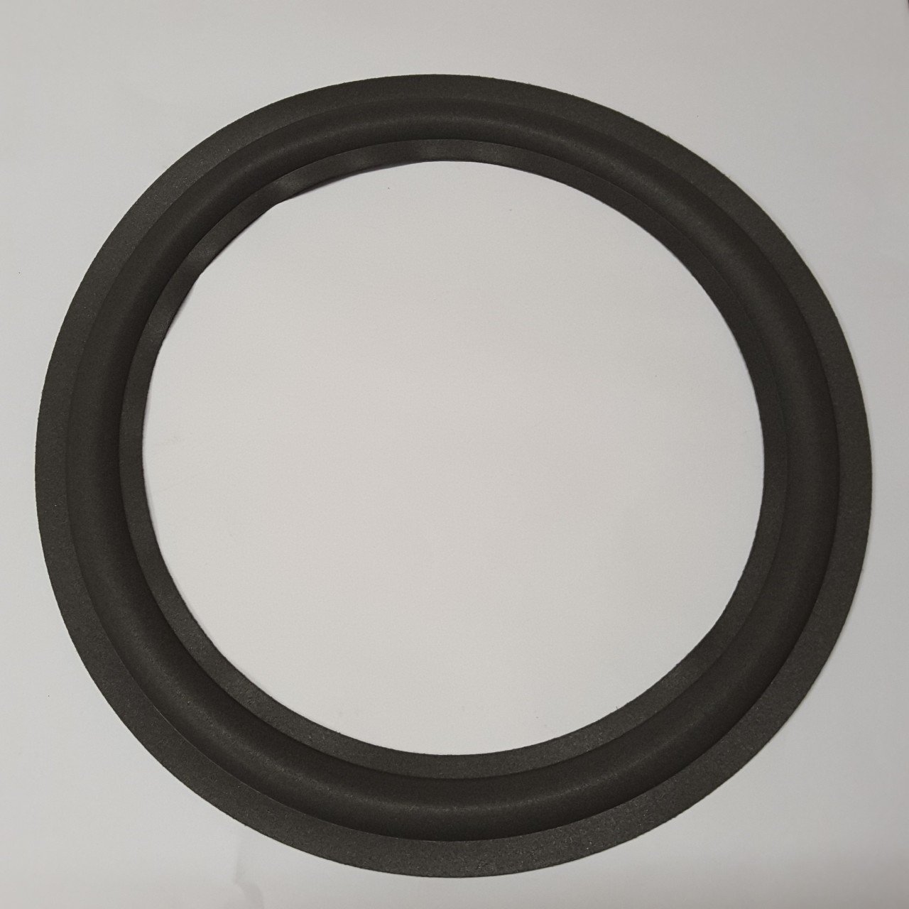 38CM HOPARLÖR LASTİĞİ