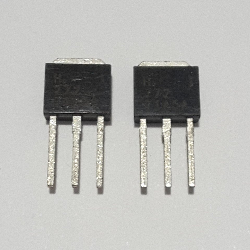 HI772-P , 3A 30V 10W PNP TRANSİSTÖR , TO-251 Kılıf ( 5 ADETLİK PAKET )
