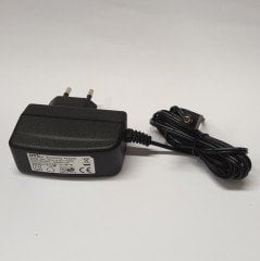 15V 0.8A AC/DC ADAPTÖR , PRİZ MODELİ Ucu:2.5mm