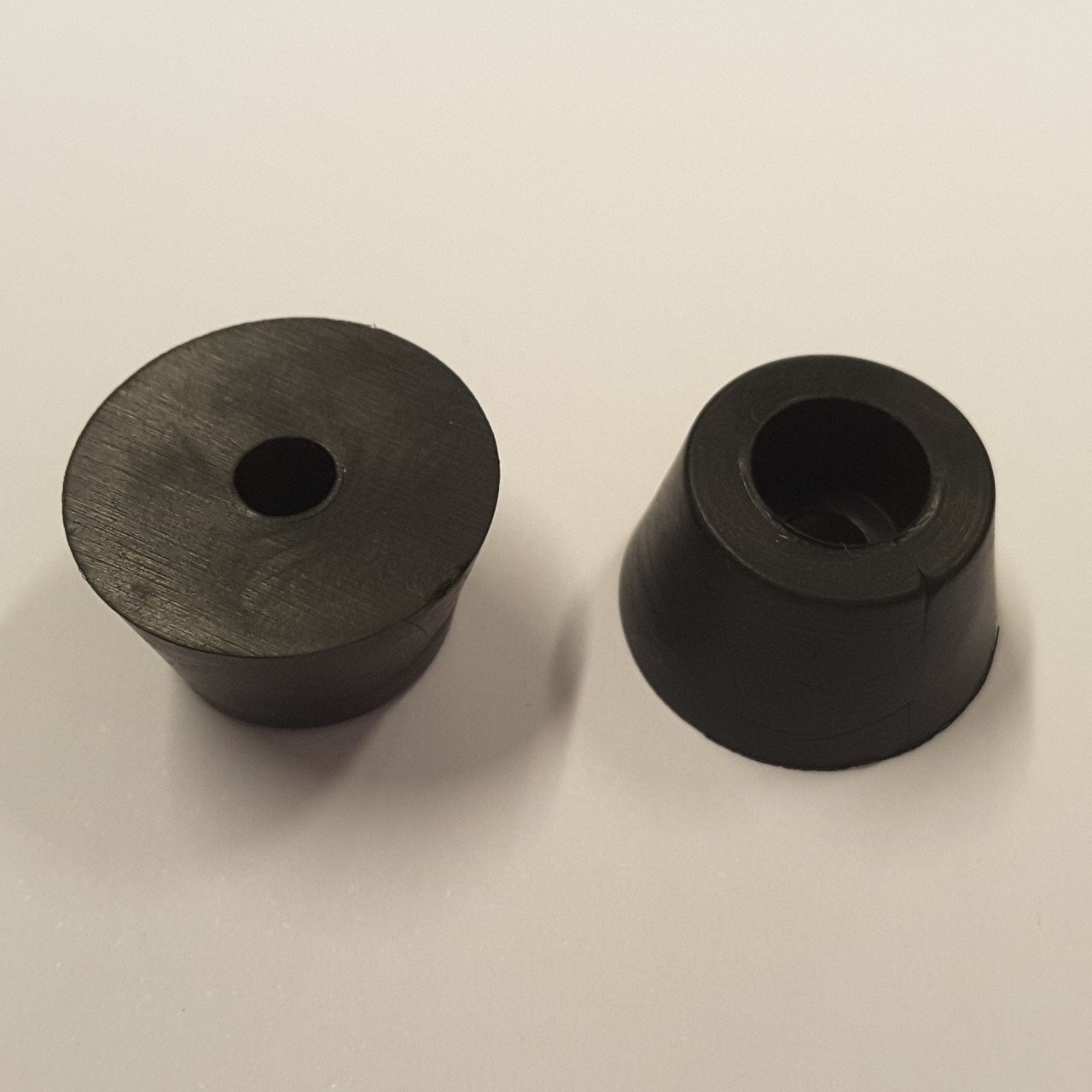 NO:1 PLASTİK AYAK - 18x10mm ( 10 ADETLİK PAKET )