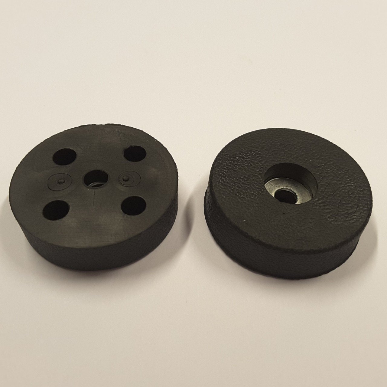 NO:7 PLASTİK AYAK - 38x10mm ( 10 ADETLİK PAKET )