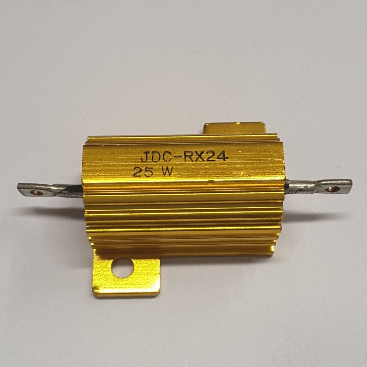 8.2 OHM 25W ALÜMİNYUM DİRENÇ